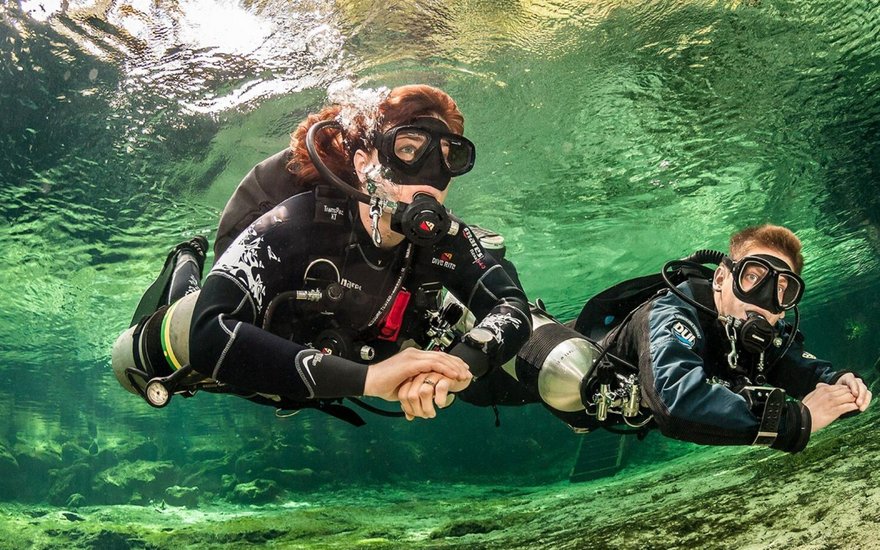 PADI Sidemount