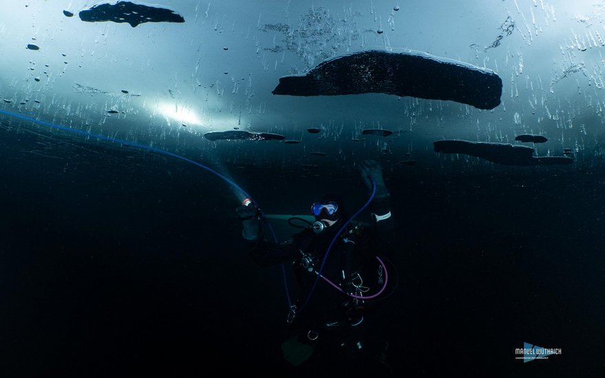 PADI Eistauchen